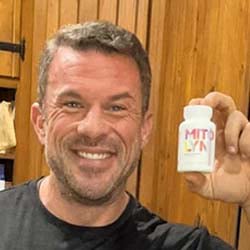 Mitolyn Buyer : David R. – 52, Texas